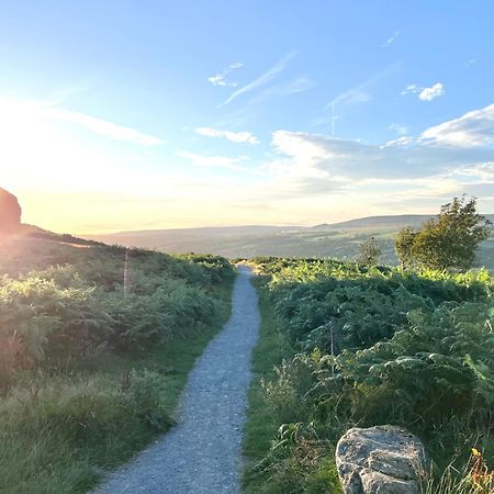 Wharfe View Cottage 일클리 외부 사진